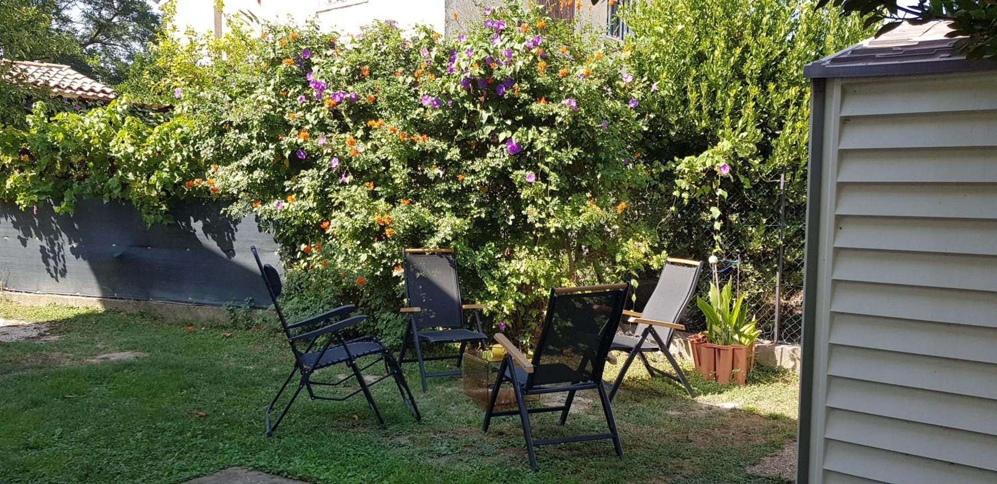 Superbe T2 Avec Jardin, Piscine-Enfant Et Parking Lägenhet Arles Exteriör bild